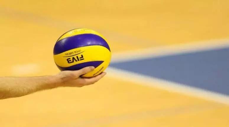 بطولة الأندية الأفريقية للكرة الطائرة للرجال - الزمالك المصري الى النهائي بطولة الأندية الأفريقية للكرة الطائرة للرجال - الزمالك المصري الى النهائي