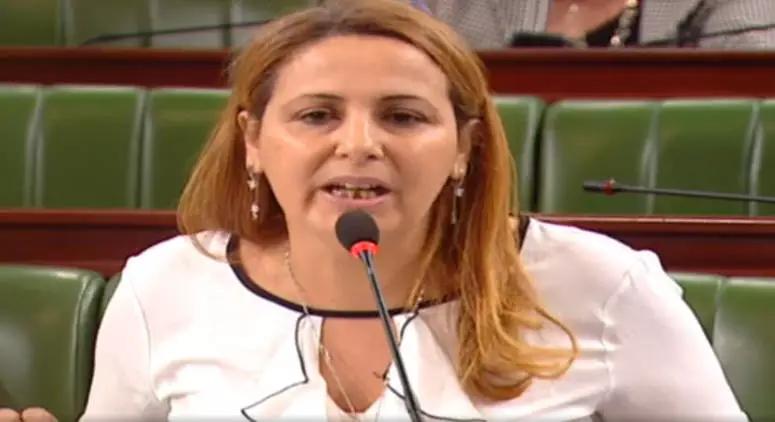 ليلى الحداد لراشد الغنوشي: لن تبلغ ما تطمح اليه إلا في احلامك لأن الشعب فاهم اللعبة وما يحصل ليلى الحداد لراشد الغنوشي: لن تبلغ ما تطمح اليه إلا في احلامك لأن الشعب فاهم اللعبة وما يحصل