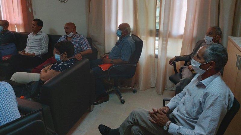 بعد تدخل الطبوبي : نقابتا الصحة والتربية يتجاوزان الخلاف ويتّفقان على الانطلاق في تلقيح الإطار التربوي بعد تدخل الطبوبي : نقابتا الصحة والتربية يتجاوزان الخلاف ويتّفقان على الانطلاق في تلقيح الإطار التربوي
