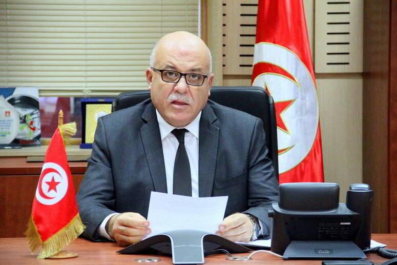 وزير الصحة: موجة رابعة لفيروس كورونا منتظرة مع منتصف شهر جوان المقبل في تونس واحتمال تسجيل 4 آلاف حالة وفاة بحلول شهر أوت وزير الصحة: موجة رابعة لفيروس كورونا منتظرة مع منتصف شهر جوان المقبل في تونس واحتمال تسجيل 4 آلاف حالة وفاة بحلول شهر أوت