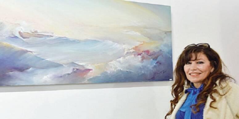 المنستير: تتويج الفنانة التشكيلية آمال الحجار بالجائزة الأولى للرسم التصويري في الدورة 25 لجائزة مايكل انجلو انقرساني بايطاليا المنستير: تتويج الفنانة التشكيلية آمال الحجار بالجائزة الأولى للرسم التصويري في الدورة 25 لجائزة مايكل انجلو انقرساني بايطاليا
