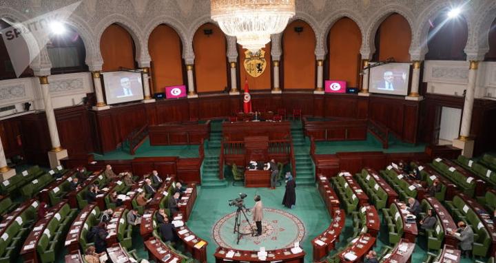 حزب التيار الشعبي التونسي يدعو إلى حل البرلمان وتغيير قانون الانتخابات حزب التيار الشعبي التونسي يدعو إلى حل البرلمان وتغيير قانون الانتخابات