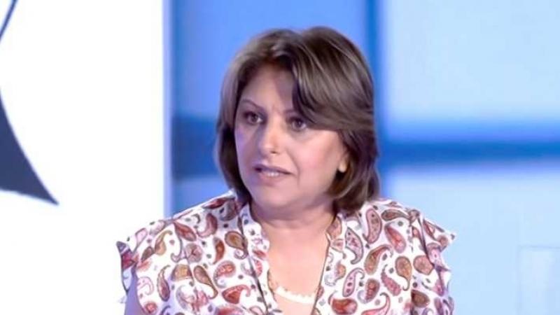 بسمة الخلفاوي: من الغريب أن يجترّ قيس سعيّد نفس عبارات ماهر زيد في التشهير بزوجة شوقي الطبيب بسمة الخلفاوي: من الغريب أن يجترّ قيس سعيّد نفس عبارات ماهر زيد في التشهير بزوجة شوقي الطبيب