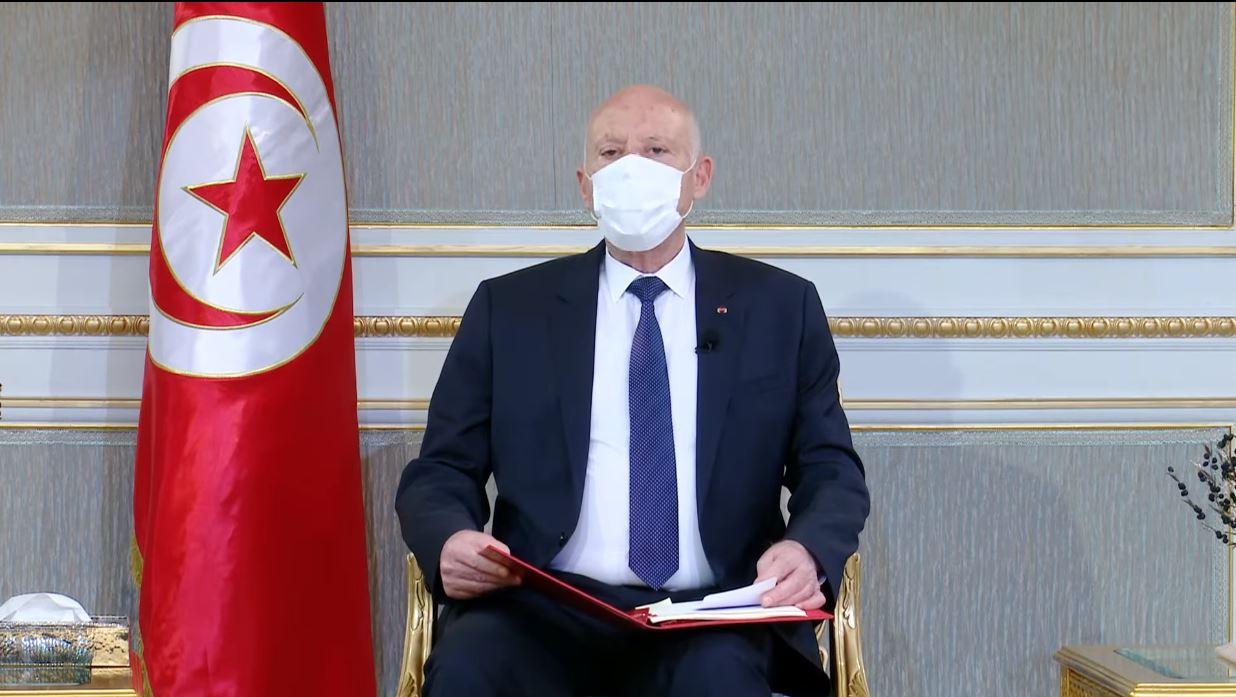 قيس سعيد: خريطتنا واضحة وسنمرّ في أقرب الأوقات إلى إجراءات عبّد الشعب طريقها قيس سعيد: خريطتنا واضحة وسنمرّ في أقرب الأوقات إلى إجراءات عبّد الشعب طريقها