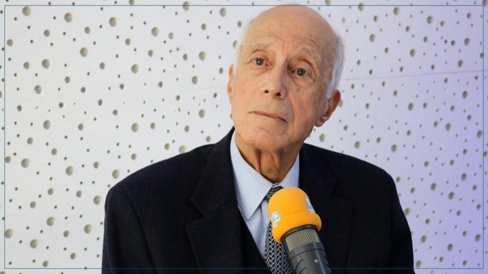 أحمد ونيس: الوفد الامريكي تبرأ من حركة النهضة ووراء ابتسامة سعيّد تشديد في اللهجة أحمد ونيس: الوفد الامريكي تبرأ من حركة النهضة ووراء ابتسامة سعيّد تشديد في اللهجة