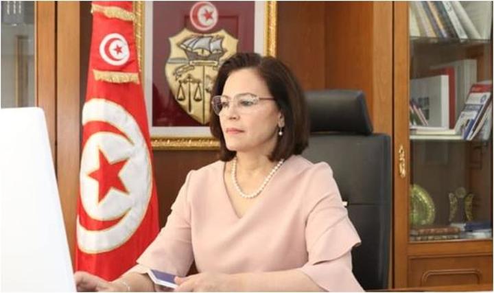 وزيرة المرأة: قريبا انطلاق برنامج لتمويل مشاريع نسائية بـ300 ألف دينار وزيرة المرأة: قريبا انطلاق برنامج لتمويل مشاريع نسائية بـ300 ألف دينار
