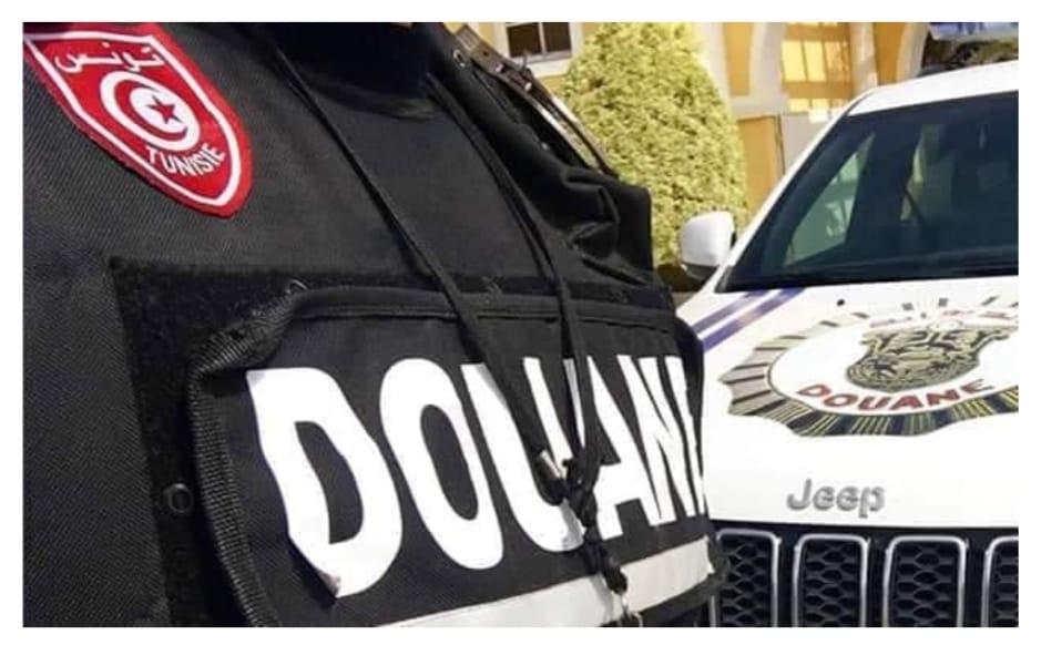 الحرس الديواني يحجز بضائع بقيمة 24،8 مليون دينار خلال سبتمبر 2021 الحرس الديواني يحجز بضائع بقيمة 24،8 مليون دينار خلال سبتمبر 2021