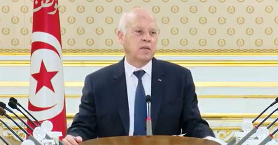 سعيّد: تونس ليست بضاعة أو حقلا أو رقما حتى تُوضع على جدول الأعمال في الخارج سعيّد: تونس ليست بضاعة أو حقلا أو رقما حتى تُوضع على جدول الأعمال في الخارج