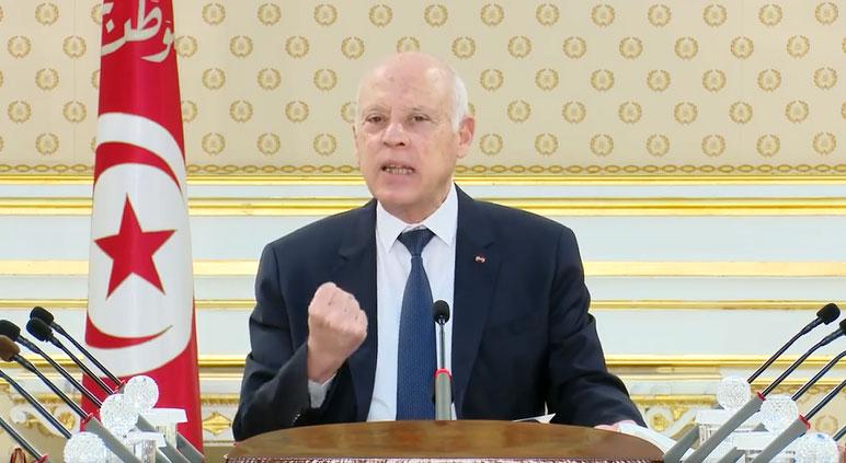 الرئيس قيس سعيّد: الحماية استعمار ..وما يقوم به البعض اليوم أكثر مما قام به البعض الآخر في عهد الحماية الرئيس قيس سعيّد: الحماية استعمار ..وما يقوم به البعض اليوم أكثر مما قام به البعض الآخر في عهد الحماية