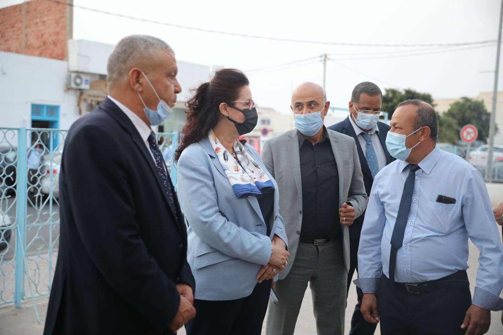 وزيرة الشؤون الثقافية تتابع عددا من المشاريع الثقافية بجربة وتعلن انطلاق اشغال تهيئة دار الثقافة فريد غازي الاسبوع المقبل بعد ثلاثة سنوات من الاغلاق وزيرة الشؤون الثقافية تتابع عددا من المشاريع الثقافية بجربة وتعلن انطلاق اشغال تهيئة دار الثقافة فريد غازي الاسبوع المقبل بعد ثلاثة سنوات من الاغلاق