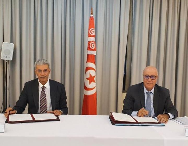 توقيع مذكرة تفاهم بين البنك المركزي ووزارة الاقتصاد لاجل التعاون في مجال الاحصاء توقيع مذكرة تفاهم بين البنك المركزي ووزارة الاقتصاد لاجل التعاون في مجال الاحصاء