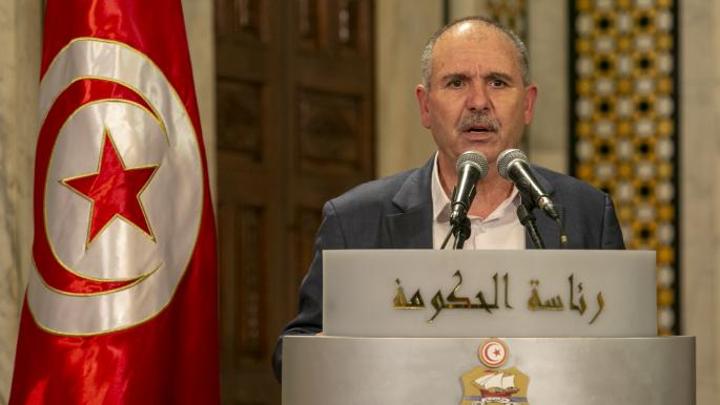 اتحاد الشغل يدعو لانتخابات تشريعية مبكرة بتونس