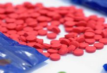 الدار البيضاء: إجهاض عملية لتهريب أزيد من 18 الف قرص طبي مخدر وقرص إكستازي الدار البيضاء: إجهاض عملية لتهريب أزيد من 18 الف قرص طبي مخدر وقرص إكستازي