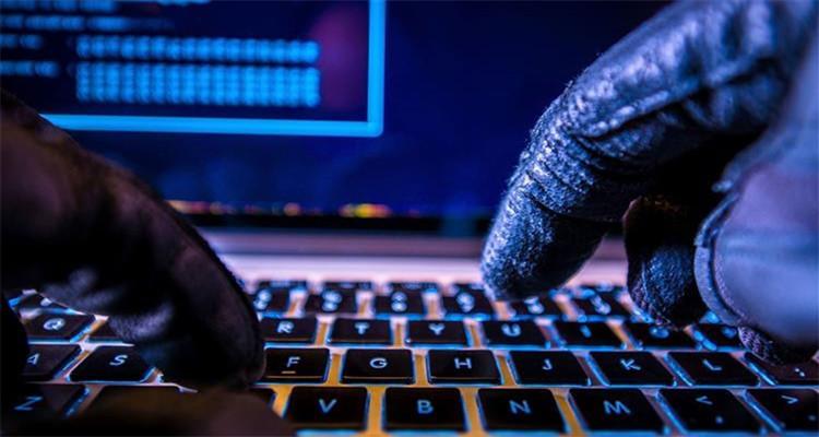 تحسبا لهجمات سيبرنية: هيئة حماية المعطيات الشخصية تُطالب قيس سعيّد بالتدقيق الفوري في منظومات السلامة المعلوماتية تحسبا لهجمات سيبرنية: هيئة حماية المعطيات الشخصية تُطالب قيس سعيّد بالتدقيق الفوري في منظومات السلامة المعلوماتية