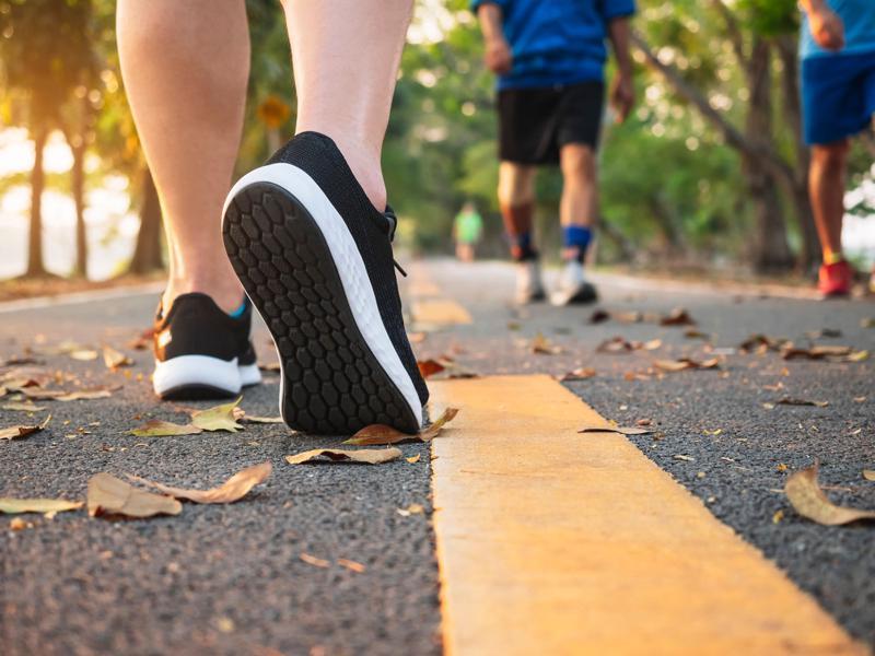 المشي يضيف 15عاما إلى متوسط العمر المتوقع المشي يضيف 15عاما إلى متوسط العمر المتوقع