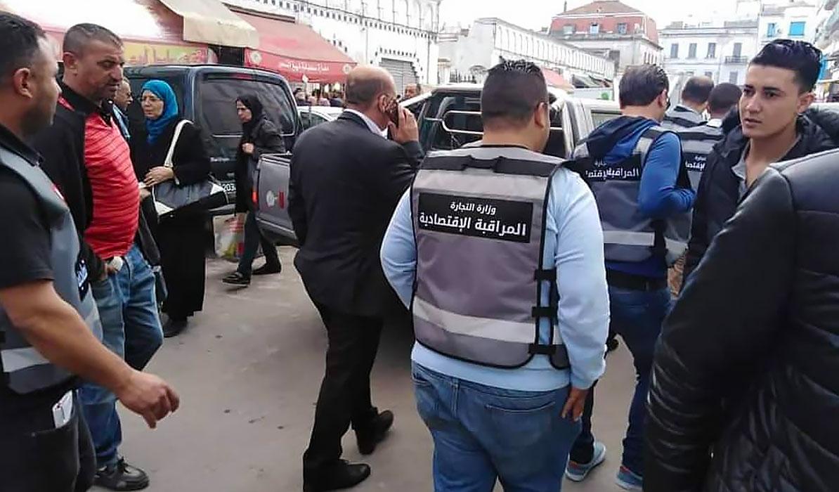 فرق المراقبة الاقتصادية ترفع اكثر من 900 مخالفة اقتصادية يوم الجمعة فرق المراقبة الاقتصادية ترفع اكثر من 900 مخالفة اقتصادية يوم الجمعة