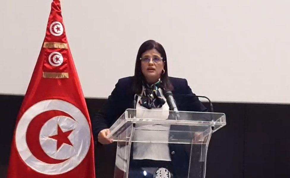 وزيرة المالية: وزيرة المالية: