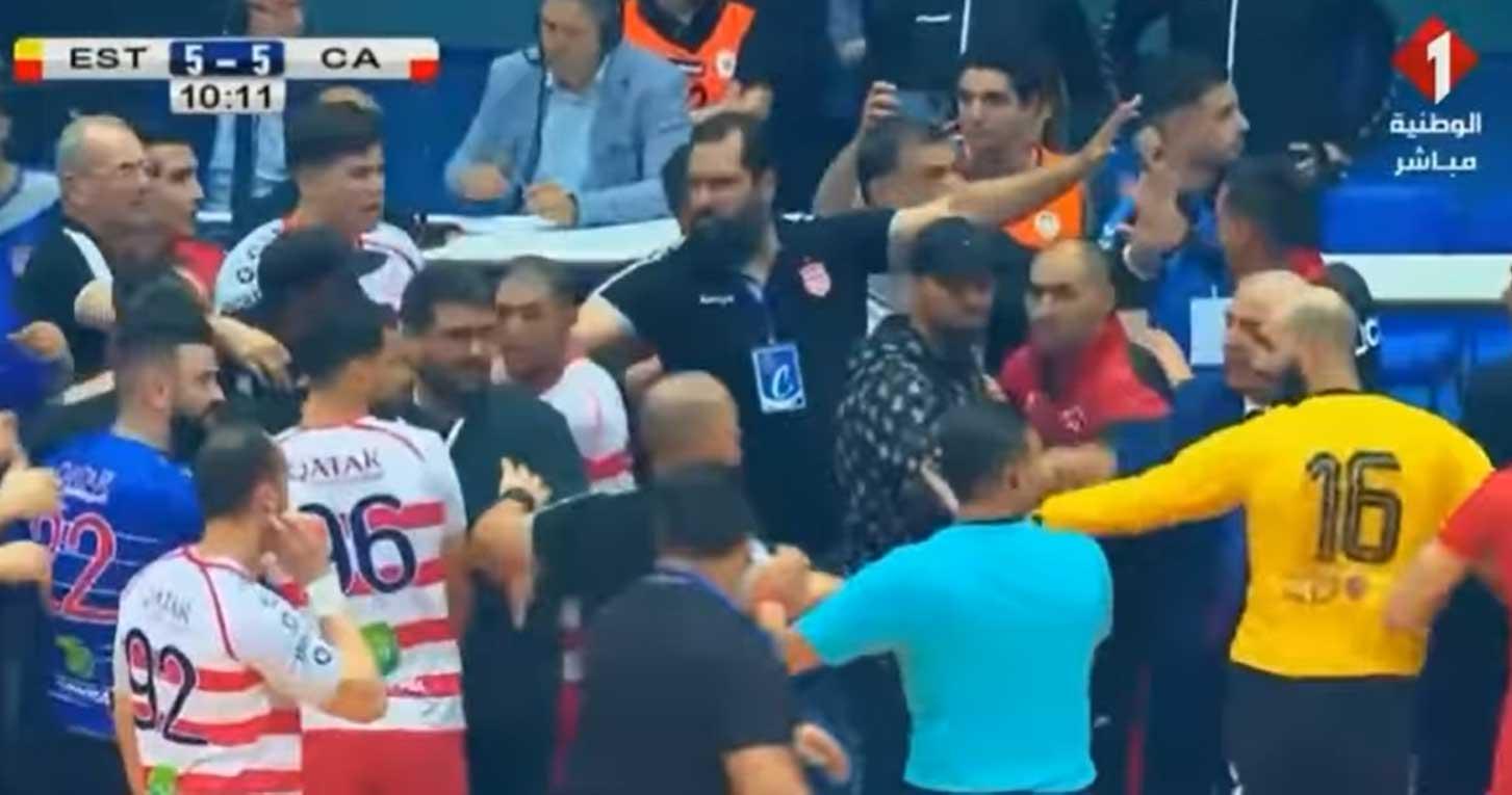 وزارة الشباب و الرياضة: سيتم اتخاذ الإجراءات المستوجبة لتفادي تكرار احداث نهائي كاس تونس لكرة اليد وزارة الشباب و الرياضة: سيتم اتخاذ الإجراءات المستوجبة لتفادي تكرار احداث نهائي كاس تونس لكرة اليد