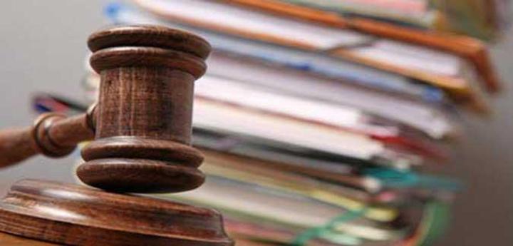 الحكم على متهم بالسجن بقية العمر مرتين و 12 سنة لتورطه في قضايا ارهابية والاعتداء على هيئة المحكمة الحكم على متهم بالسجن بقية العمر مرتين و 12 سنة لتورطه في قضايا ارهابية والاعتداء على هيئة المحكمة