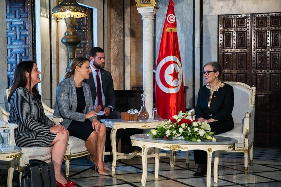 بُودن لمسؤولة أمريكية: المشاورات مع الشركاء الاجتماعيين متواصلة لتقريب وجهات النظر حول الإصلاحات بُودن لمسؤولة أمريكية: المشاورات مع الشركاء الاجتماعيين متواصلة لتقريب وجهات النظر حول الإصلاحات