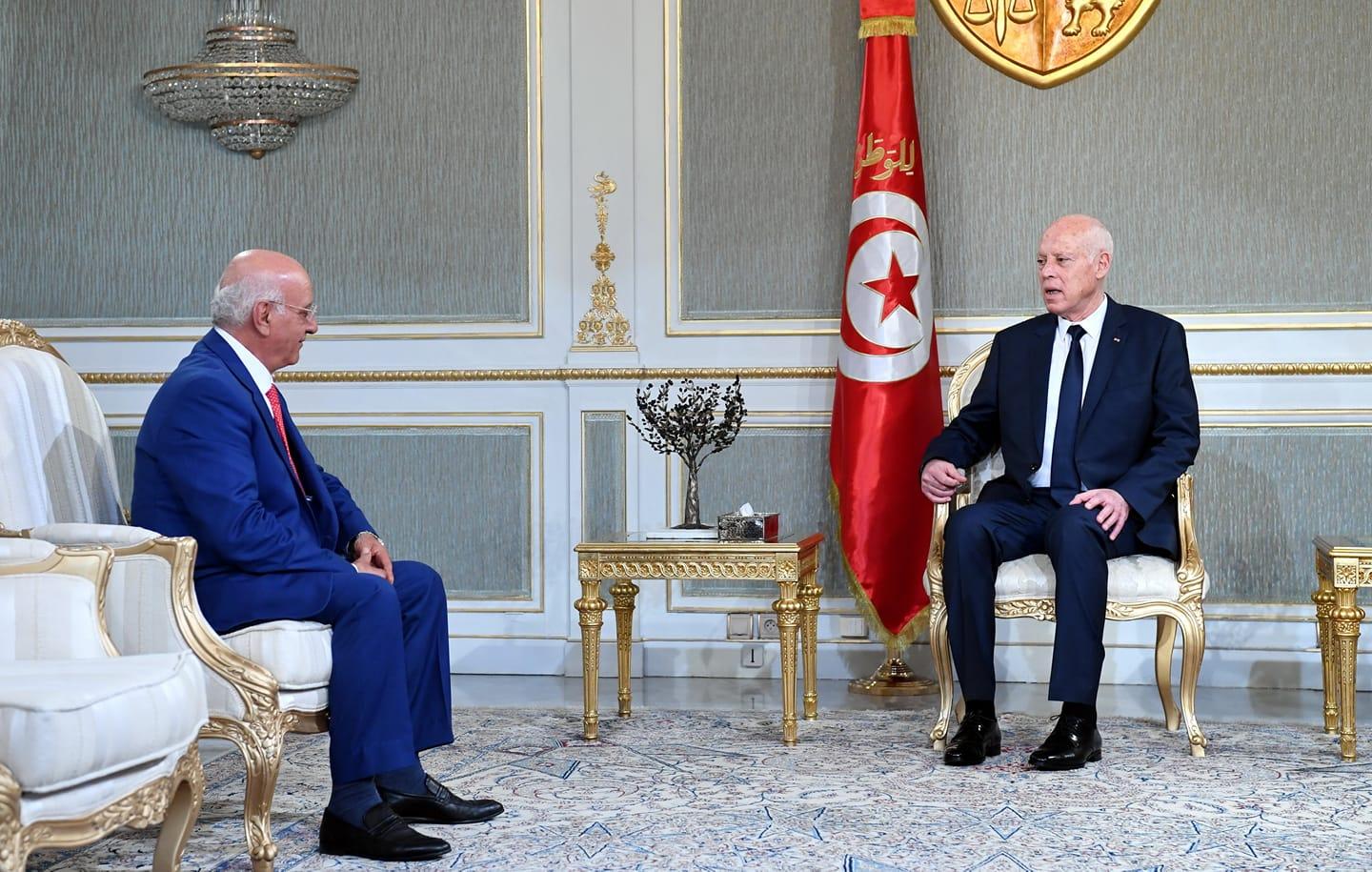نور الدين عياد: الرئيس طلب مني تطهير الاتحاد ... وأنا اليوم الرئيس الشرعي للمنظمة نور الدين عياد: الرئيس طلب مني تطهير الاتحاد ... وأنا اليوم الرئيس الشرعي للمنظمة