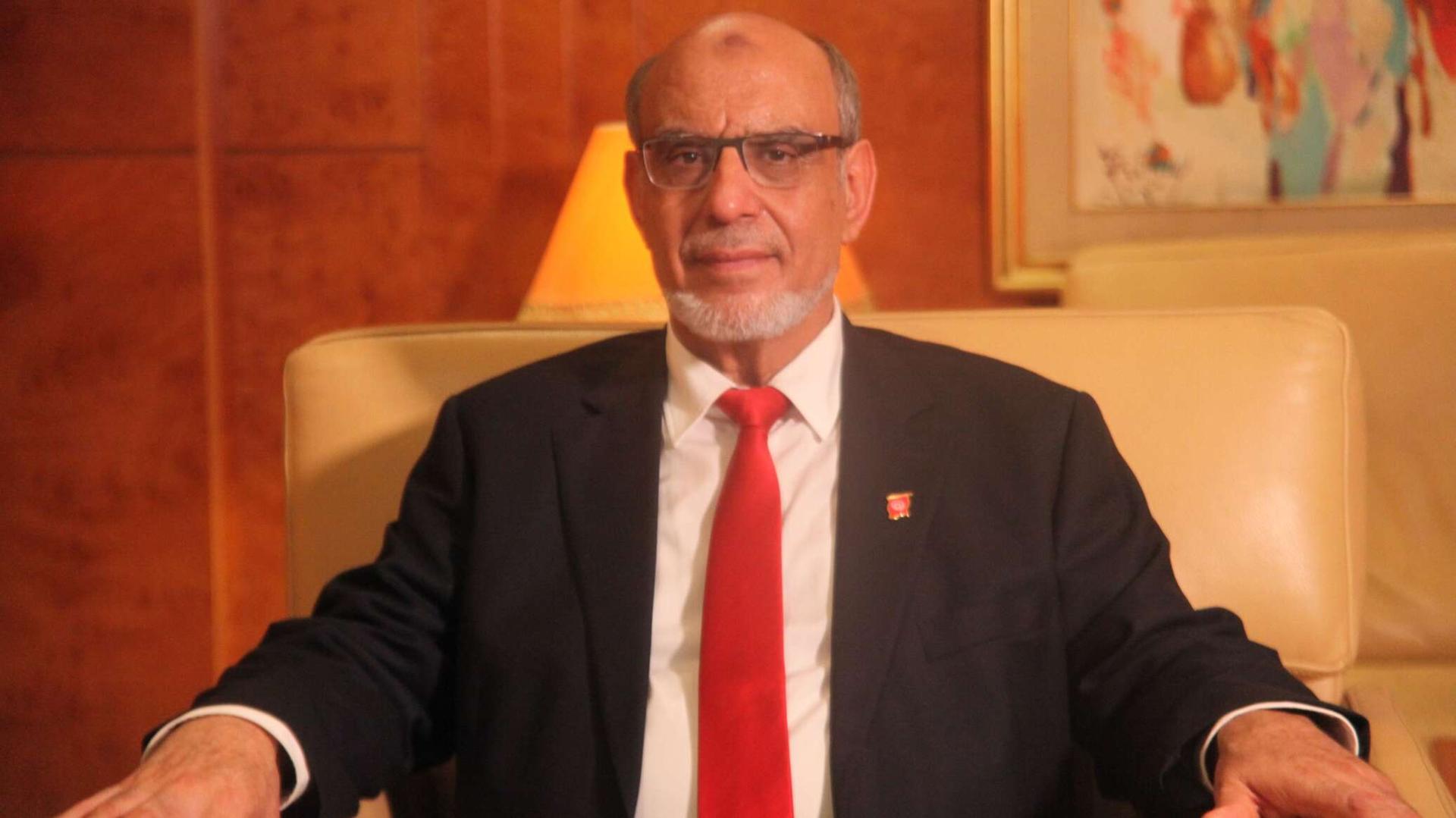 كشف تفاصيل قضية زوجة رئيس الحكومة التونسية الأسبق كشف تفاصيل قضية زوجة رئيس الحكومة التونسية الأسبق