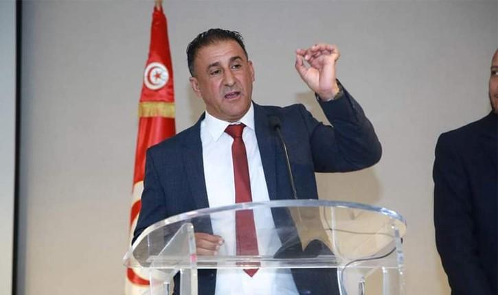 مصطفى عبدالكبير لـ “أفريقيا برس “: استفتاء تونس محفوف بالمخاطر والبلاد تعيش انتكاسة حقيقية