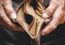 معهد الدراسات الإستراتيجية: المقدرة الشرائية للتونسي تدهورت معهد الدراسات الإستراتيجية: المقدرة الشرائية للتونسي تدهورت