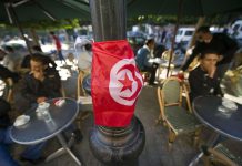 بينها التطبيع والإساءة للأديان.. “طرق ملتوية” يسلكها التونسيون للحصول على اللجوء في الغرب بينها التطبيع والإساءة للأديان.. “طرق ملتوية” يسلكها التونسيون للحصول على اللجوء في الغرب