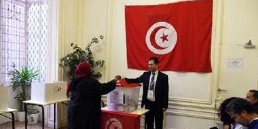 احتمال تأجيل الانتخابات التونسية وارد جداً