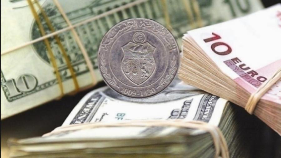 تواصل ارتفاع الدولار أمام الدينار وهذه انعكاساته على المديونية تواصل ارتفاع الدولار أمام الدينار وهذه انعكاساته على المديونية