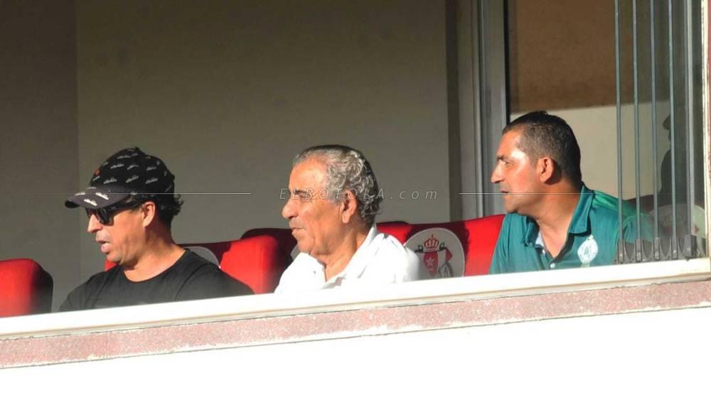 الجامعة المغربية تمنع فوزي البنزرتي من الجلوس في بنك الرجاء الجامعة المغربية تمنع فوزي البنزرتي من الجلوس في بنك الرجاء