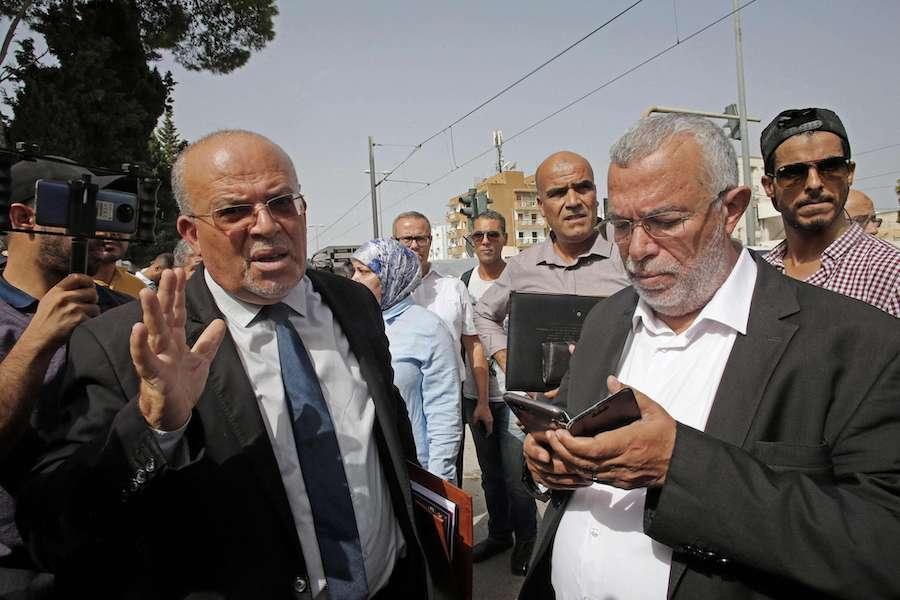 وسائل إعلام تونسية تتحدث عن منع الجبالي والبحيري من السفر؛ ومحاميهما ينفي