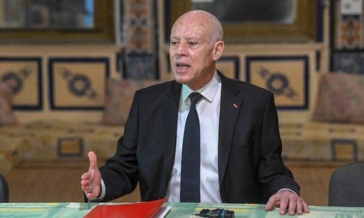 مبادرة سياسية لعزل رئيس تونس؛ وسعيّد: إنه الوهم