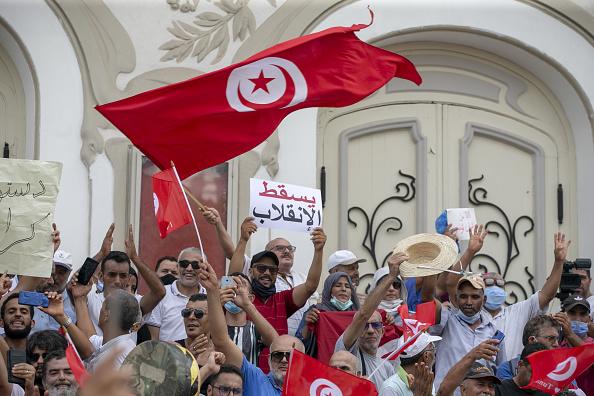 محاكمة فيلسوف تونسي معارض بتهمة 