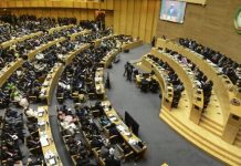 افتتاح أعمال قمة الاتحاد الإفريقي الاستثنائية تحت شعار التنوع الاقتصادي في القارة افتتاح أعمال قمة الاتحاد الإفريقي الاستثنائية تحت شعار التنوع الاقتصادي في القارة