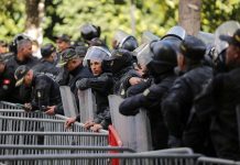 حركة النهضة تدين “الإعدام الاجتماعي” للمحامين المعارضين في تونس حركة النهضة تدين “الإعدام الاجتماعي” للمحامين المعارضين في تونس