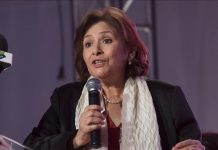 القضاء يلاحق رئيسة “الحقيقة والكرامة” ويحظر سفرها القضاء يلاحق رئيسة "الحقيقة والكرامة" ويحظر سفرها