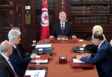 قيس سعيّد يستغرب اتهام تونس بـ”معاداة السامية” بعد اعتداء جربة قيس سعيّد يستغرب اتهام تونس بـ"معاداة السامية" بعد اعتداء جربة