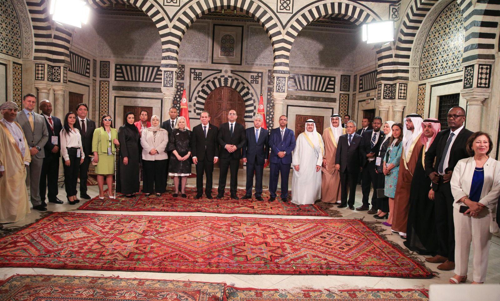 رئيس الحكومة يستقبل وزراء الشؤون الاجتماعية وكبار المسؤولين المشاركين في المنتدى حول العقد العربي الثاني للأشخاص ذوي الإعاقة رئيس الحكومة يستقبل وزراء الشؤون الاجتماعية وكبار المسؤولين المشاركين في المنتدى حول العقد العربي الثاني للأشخاص ذوي الإعاقة