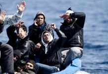 وفاة التونسي صاحب “اخلط يا عمار”.. هاجر سرا لإيطاليا وتوفي بعد أسبوع وفاة التونسي صاحب "اخلط يا عمار".. هاجر سرا لإيطاليا وتوفي بعد أسبوع