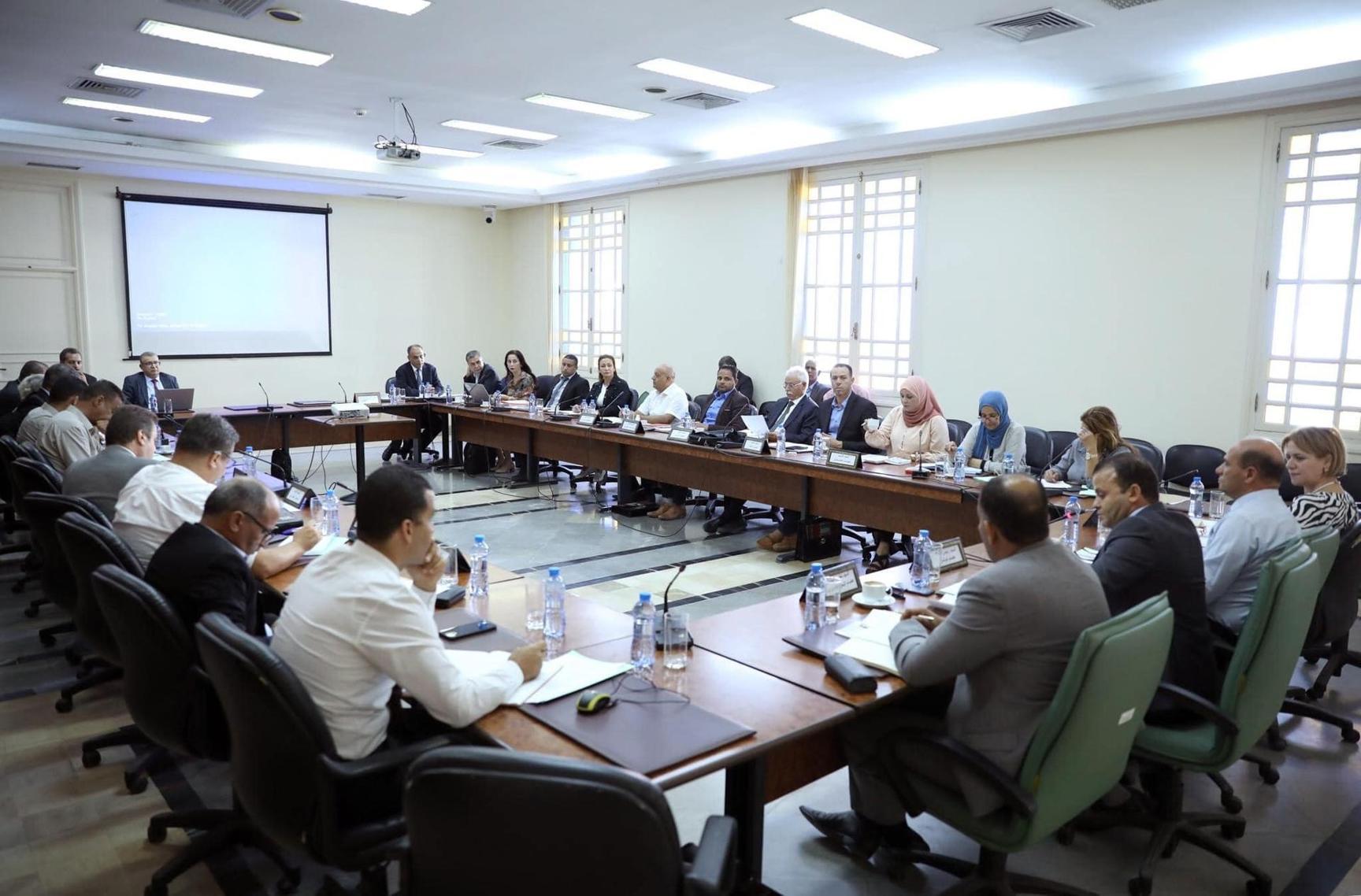 لجنة المالية والميزانية توافق على تمويل مشروع خدمات التطهير في تونس بالشراكة بين القطاعين العام والخاص لجنة المالية والميزانية توافق على تمويل مشروع خدمات التطهير في تونس بالشراكة بين القطاعين العام والخاص
