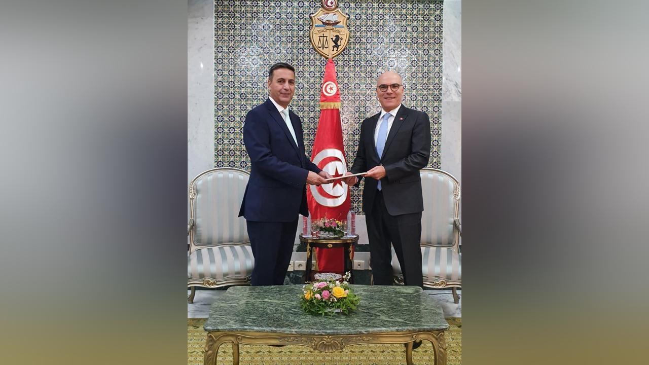 وزير الخارجية يتسلم أوراق اعتماد السفير الاردني الجديد بتونس وزير الخارجية يتسلم أوراق اعتماد السفير الاردني الجديد بتونس