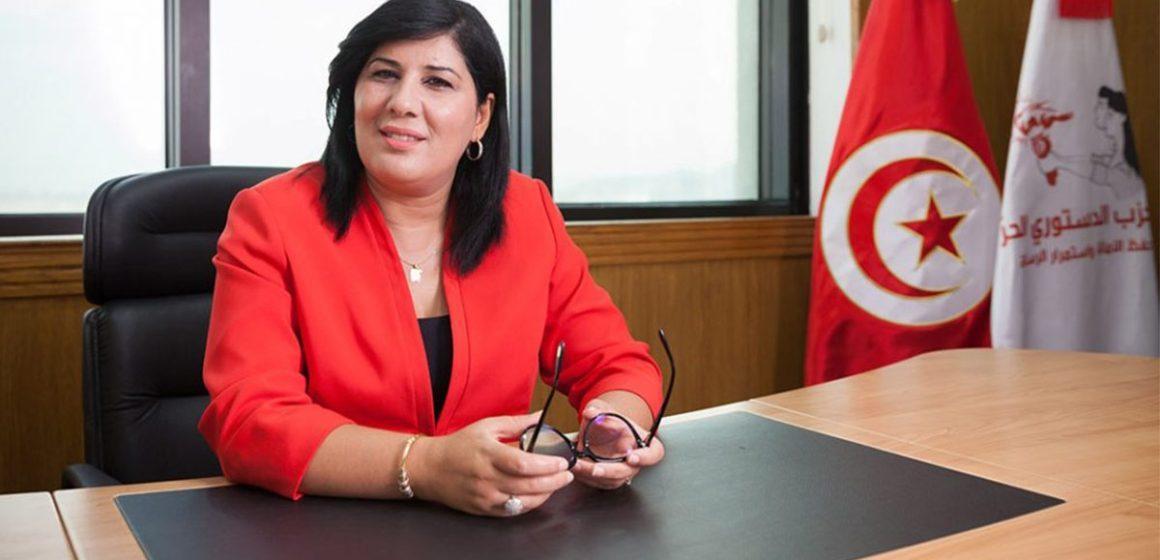 هيئة الدفاع عن عبير موسي: 'إدارة سجن النساء منعت الزيارة عن منوبتنا في مناسبتين' هيئة الدفاع عن عبير موسي: 'إدارة سجن النساء منعت الزيارة عن منوبتنا في مناسبتين'