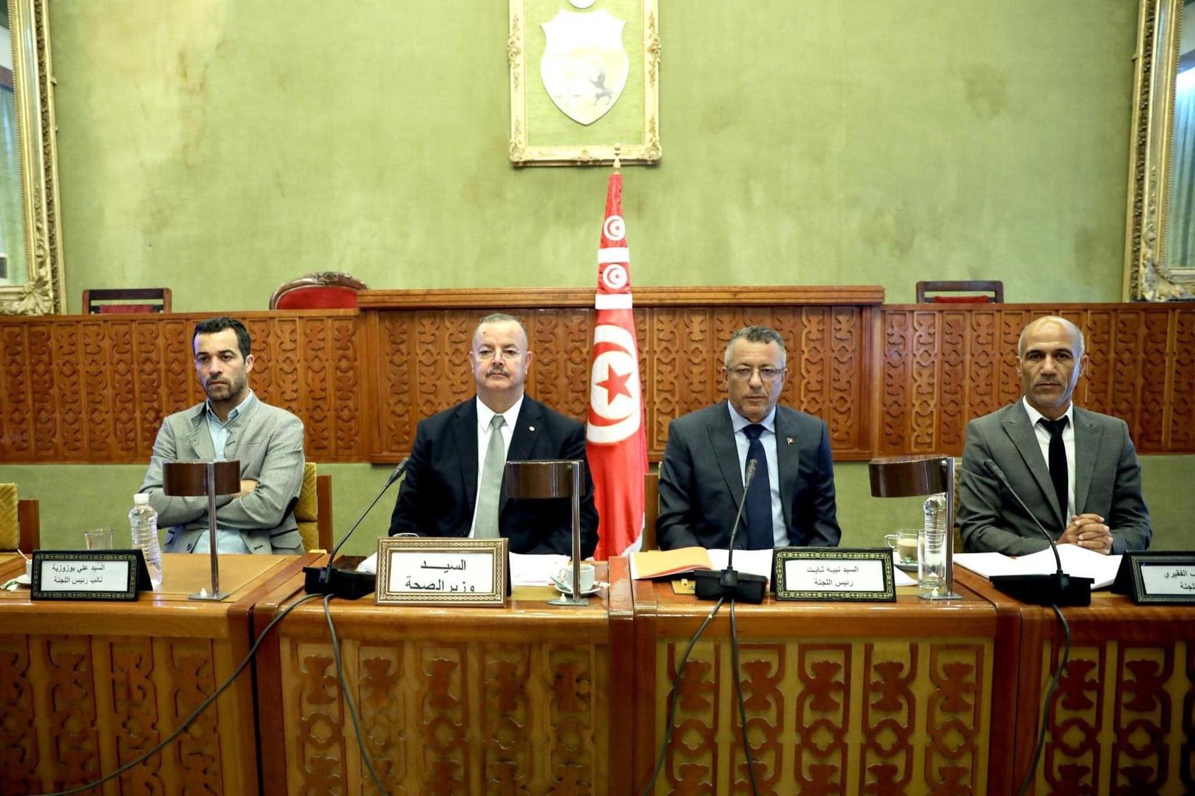 لجنة برلمانية تستمع الى وزير الصحة بخصوص ميزانية السنة المقبلة لجنة برلمانية تستمع الى وزير الصحة بخصوص ميزانية السنة المقبلة