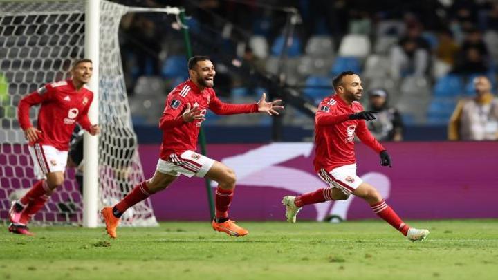 نجم الأهلي يقرر بيع قميص القرن ويعلنها: لا شيء يغلو على فلسطين