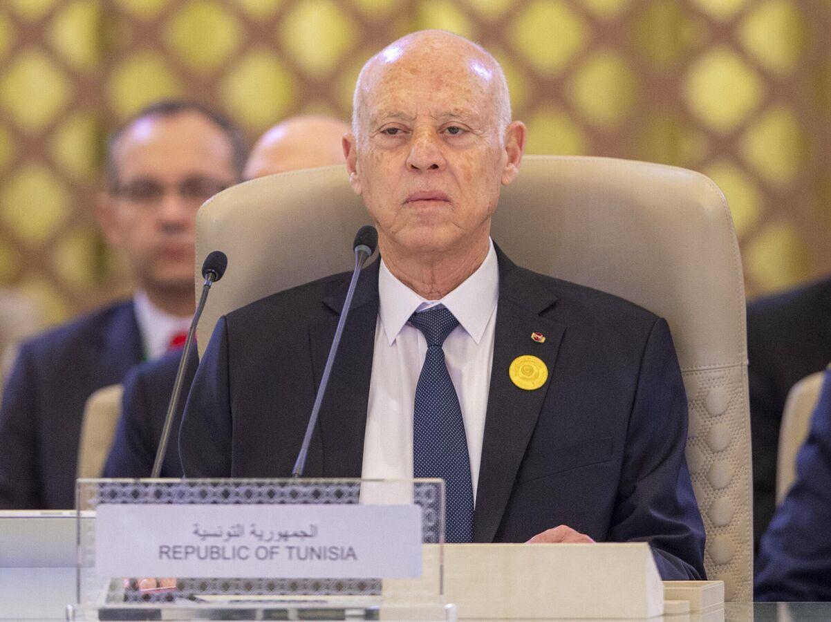 إعلام: الرئيس التونسي لن يحضر القمة العربية والإسلامية في السعودية إعلام: الرئيس التونسي لن يحضر القمة العربية والإسلامية في السعودية