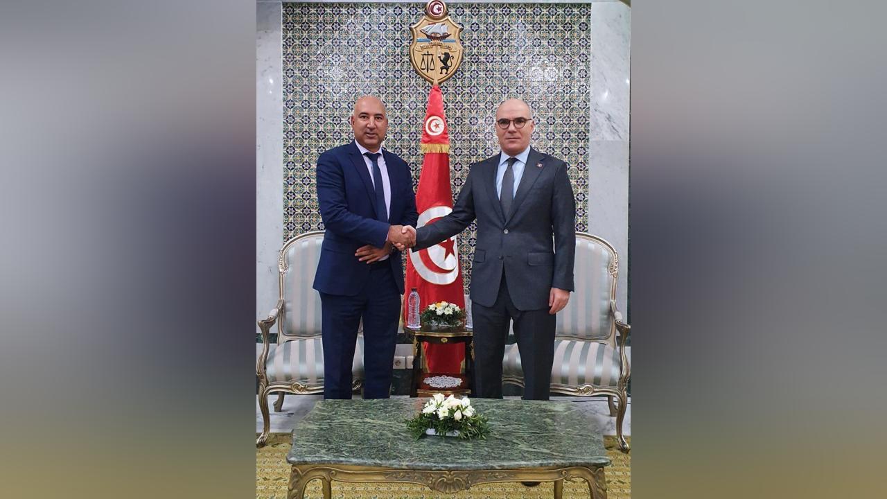 وزير الخارجية يلتقي رئيس مؤسسة وزير الخارجية يلتقي رئيس مؤسسة