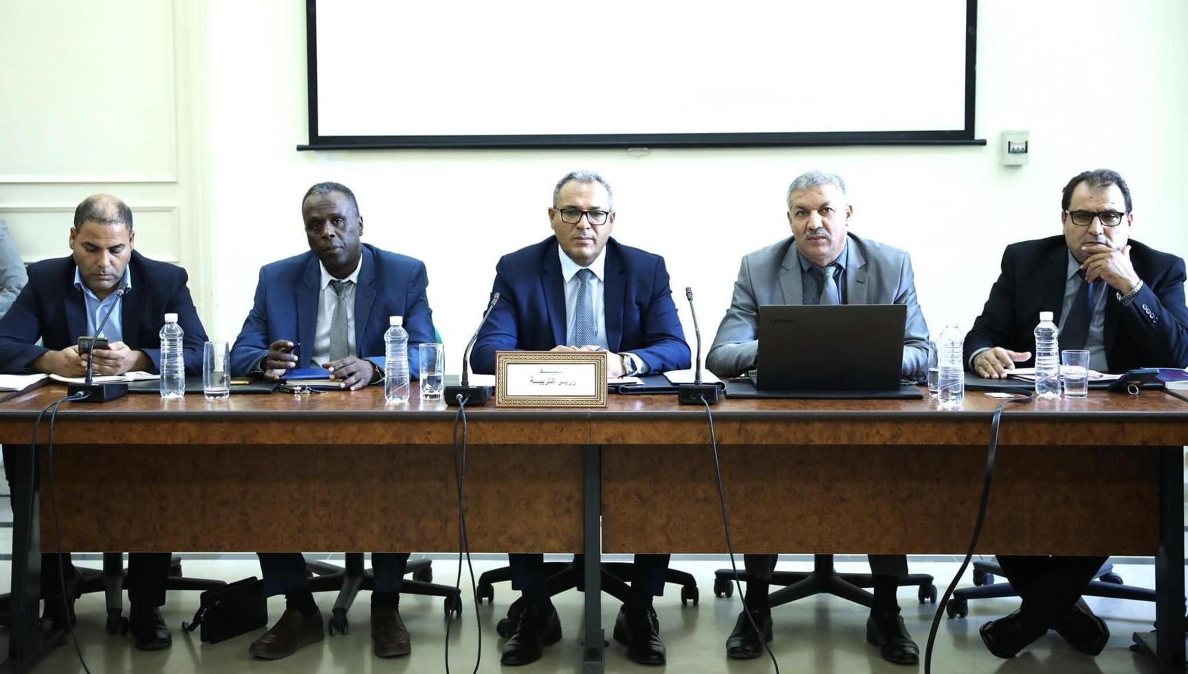 نواب لجنة التربية ينتقدون تراجع أداء المنظومة التربوية