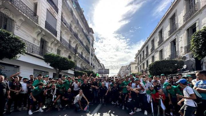 جماهير مولدية الجزائر تبدع في 